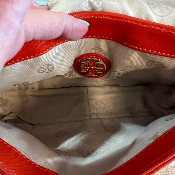 Tory Burch 'Robinson' Tangerine Orange Leather Crossbody w/ Gold Hardware Chain - Picture 13 of 13